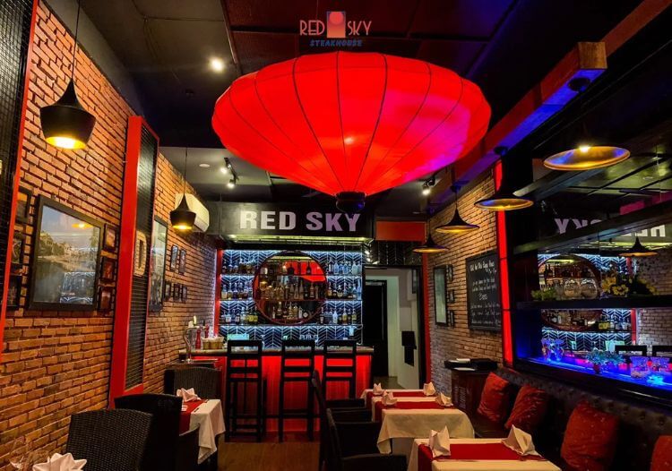 nhà hàng steak Đà Nẵng - RedSky Steakhouse